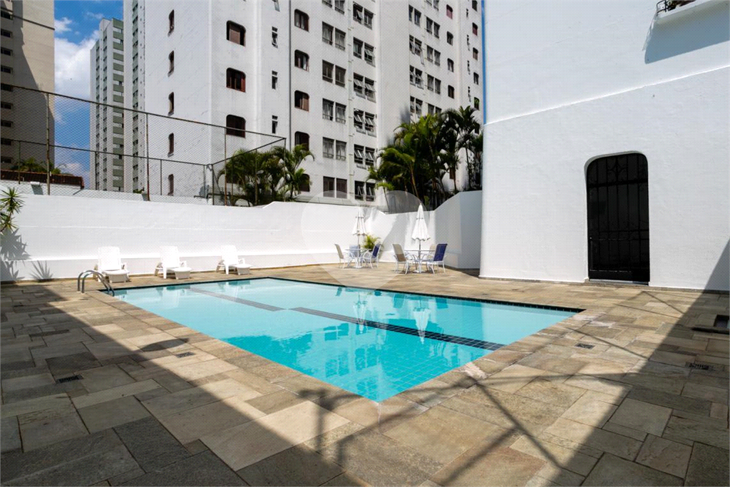 Apartamento na Avenida Braz Leme com 3 dormitórios e 1 vaga de garagem