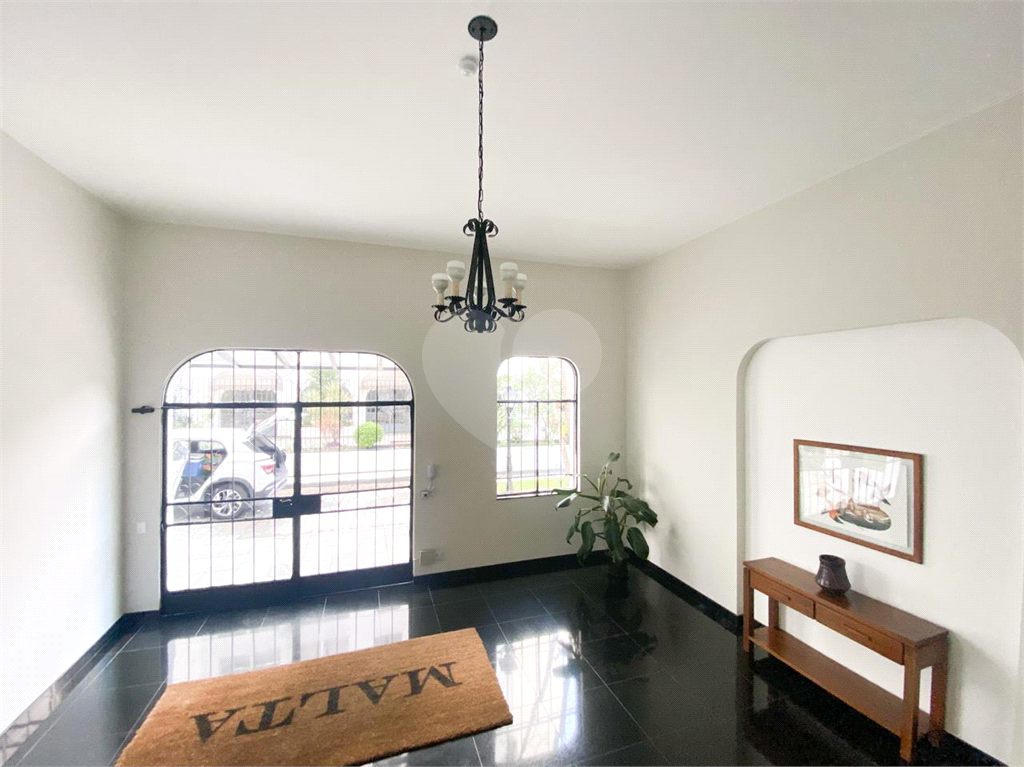 Apartamento na Avenida Braz Leme com 3 dormitórios e 1 vaga de garagem