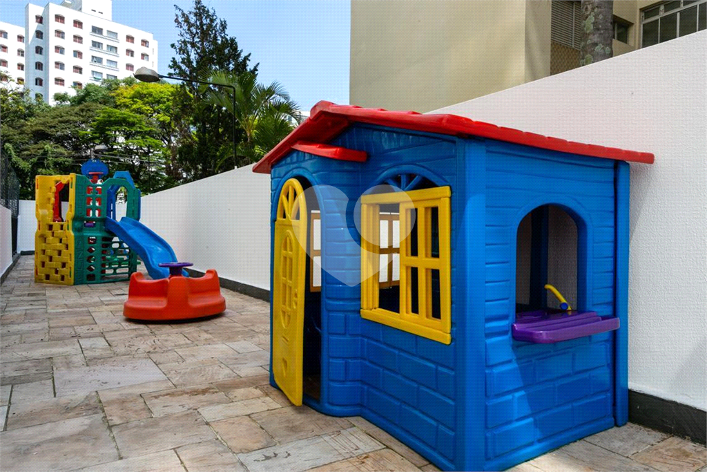 Apartamento na Avenida Braz Leme com 3 dormitórios e 1 vaga de garagem