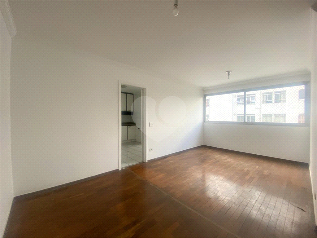 Apartamento na Avenida Braz Leme com 3 dormitórios e 1 vaga de garagem