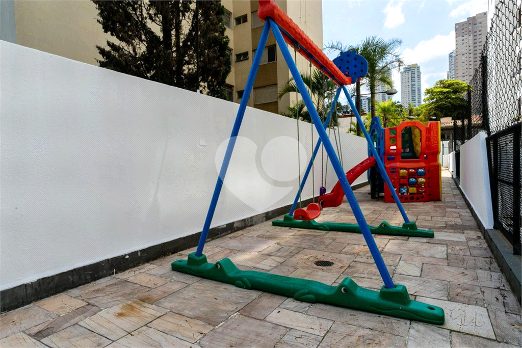 Apartamento na Avenida Braz Leme com 3 dormitórios e 1 vaga de garagem