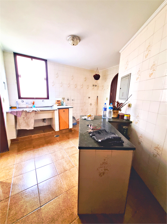 VENDA Barro Branco | Jardim França – Casa Alto Padrão em Rua Privativa | 520m² | Quintal | Arquitetura Atemporal