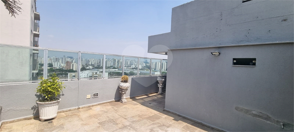 Cobertura com 80m2 na Casa Verde 
