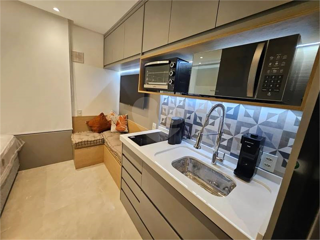 Studio 20m alto padrão  a venda