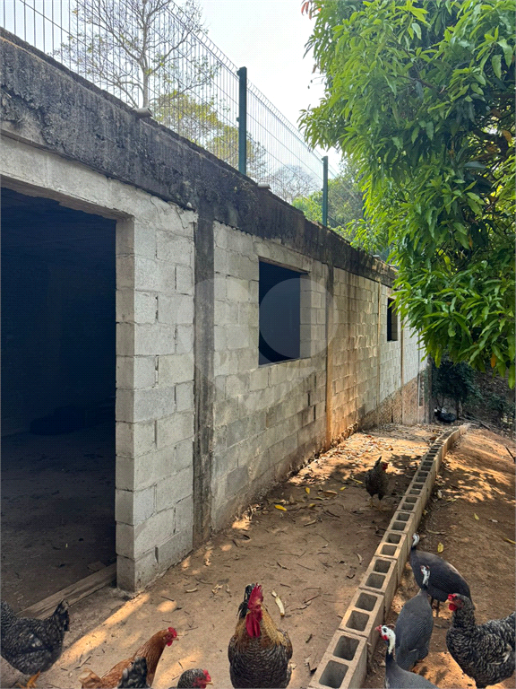 Chácara à venda com 2 quartos, 140m² - Foto 30