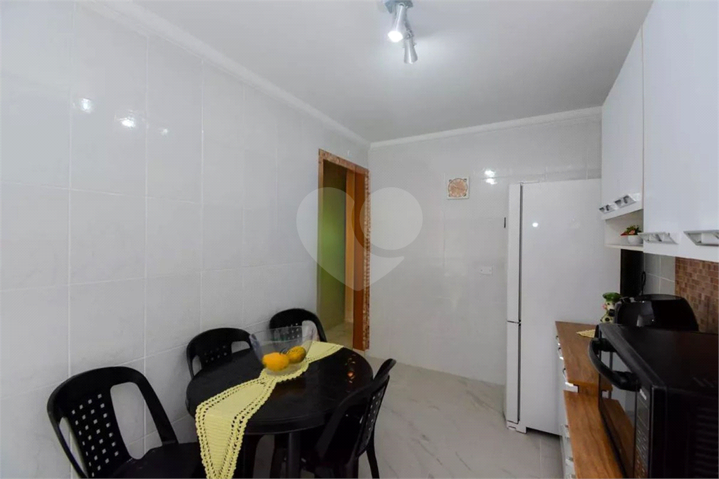 APARTAMENTO em VILA NOSSA SENHORA DE FÁTIMA