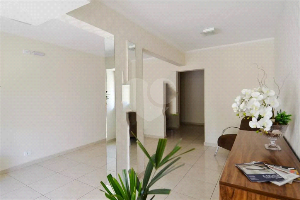 APARTAMENTO em VILA NOSSA SENHORA DE FÁTIMA