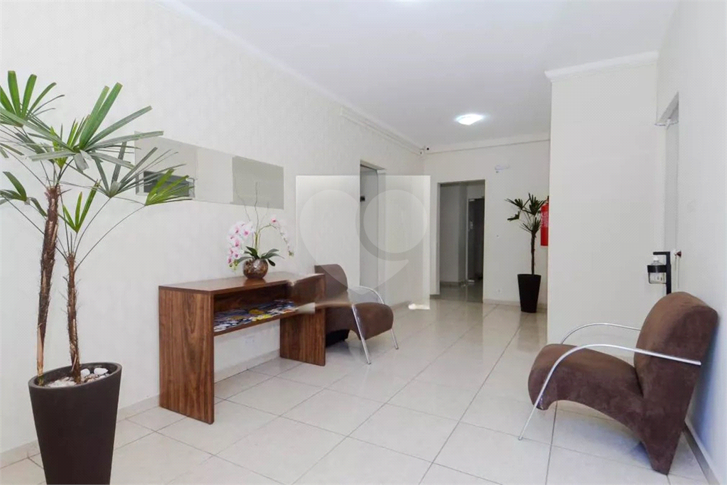 APARTAMENTO em VILA NOSSA SENHORA DE FÁTIMA