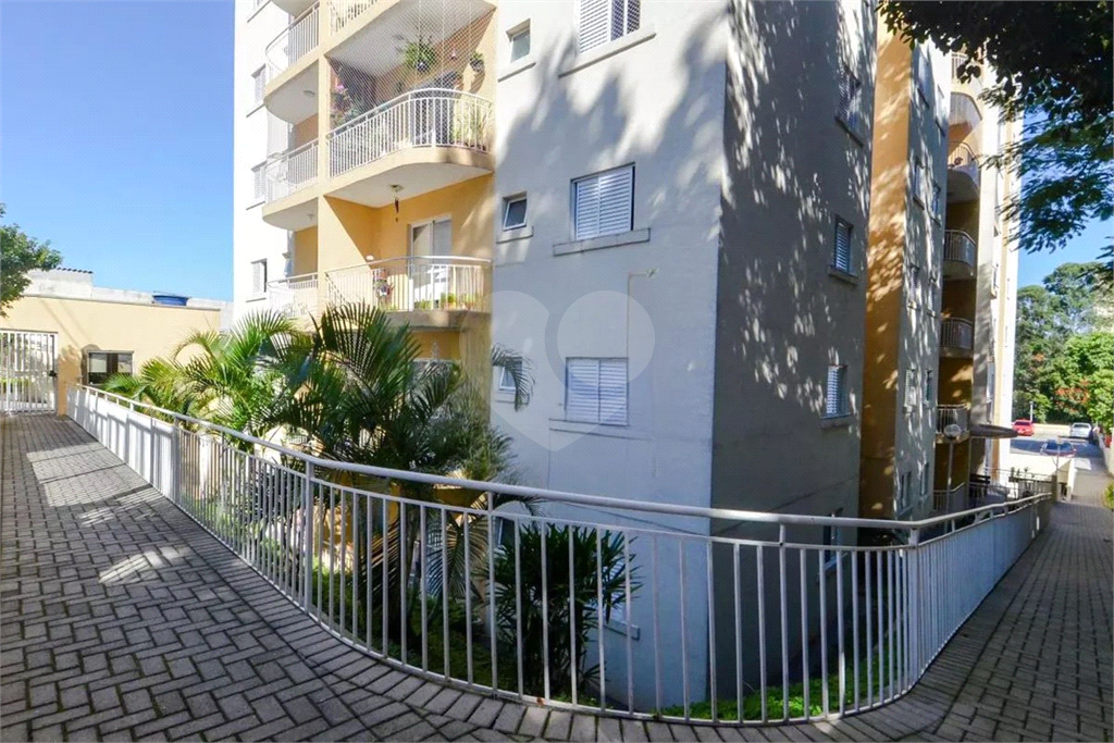 APARTAMENTO em VILA NOSSA SENHORA DE FÁTIMA