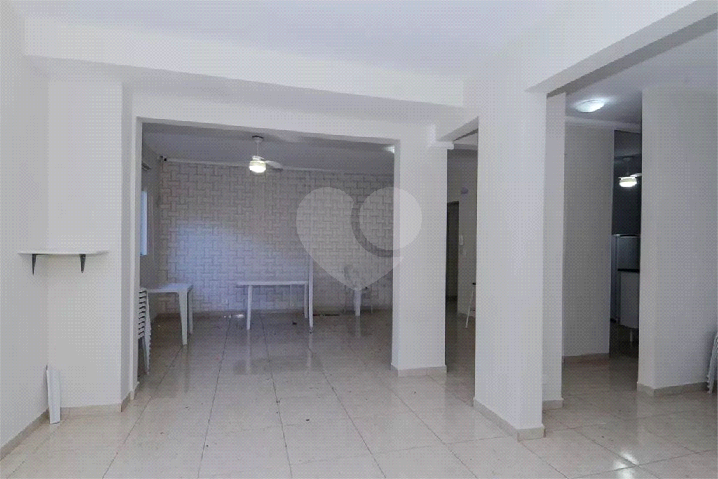 APARTAMENTO em VILA NOSSA SENHORA DE FÁTIMA