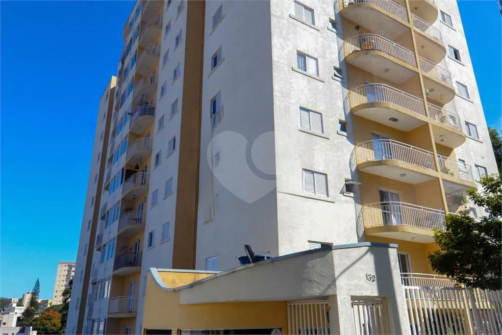 APARTAMENTO em VILA NOSSA SENHORA DE FÁTIMA