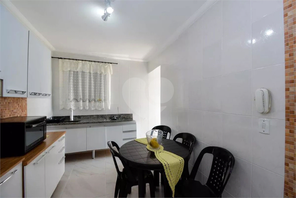 APARTAMENTO em VILA NOSSA SENHORA DE FÁTIMA