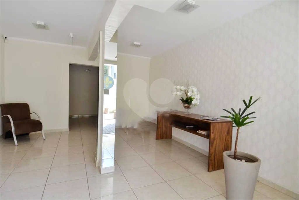 APARTAMENTO em VILA NOSSA SENHORA DE FÁTIMA