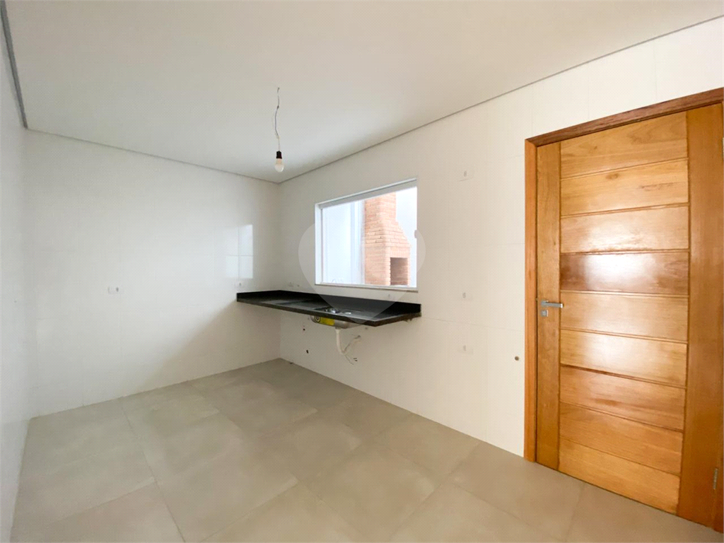 Sobrado na Vila Medeiros com 3 quartos, 3 suítes e 2 vagas