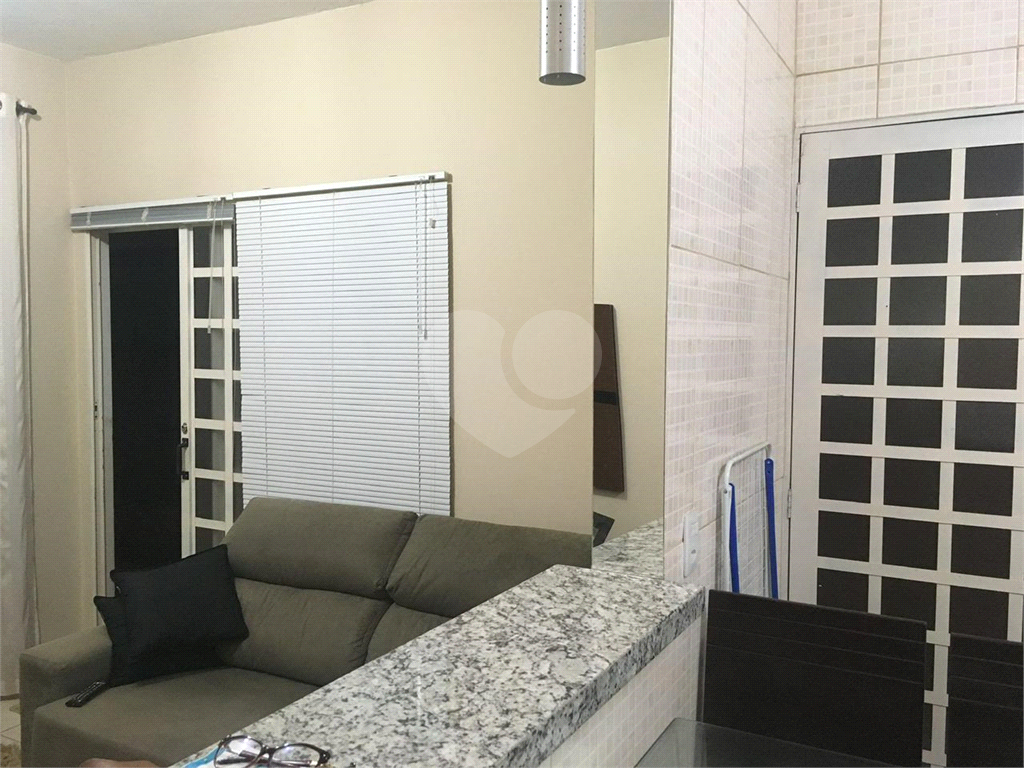 Casa à venda com 1 quarto, 41m² - Foto 4