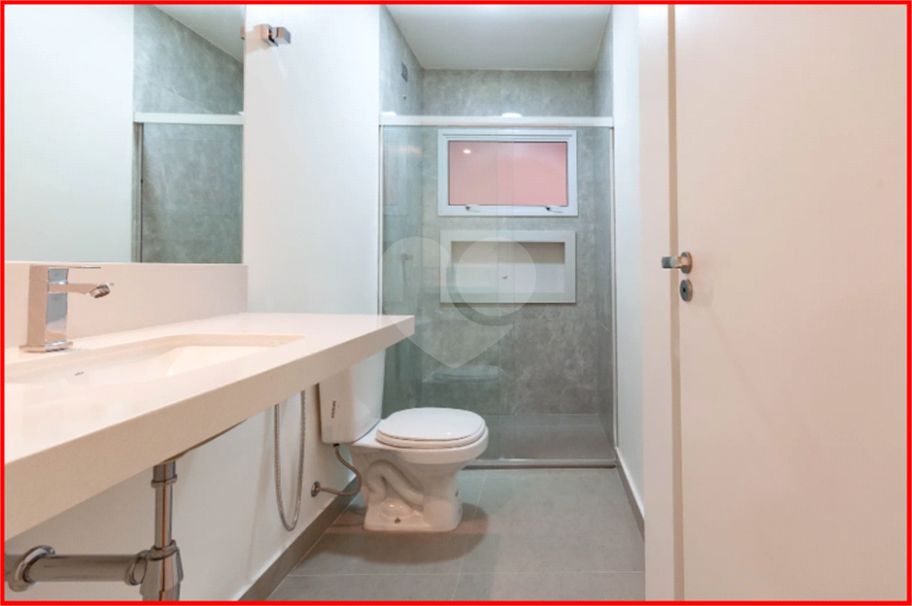 APARTAMENTO em VILA ROMANA