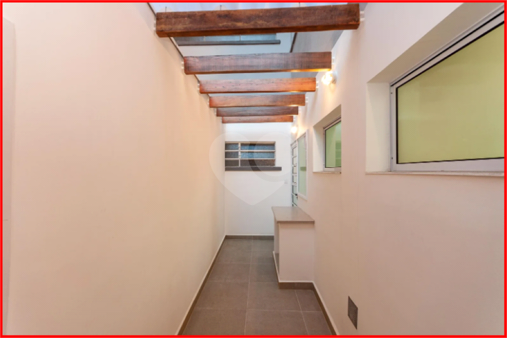 APARTAMENTO em VILA ROMANA