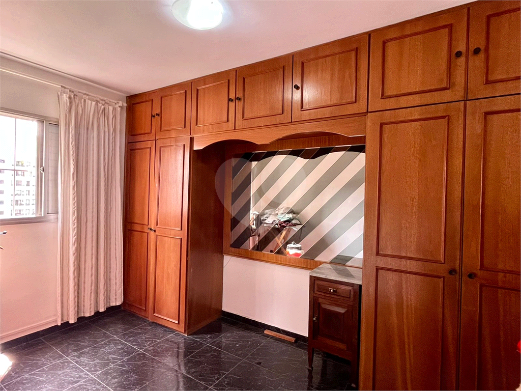 APARTAMENTO em SANTANA