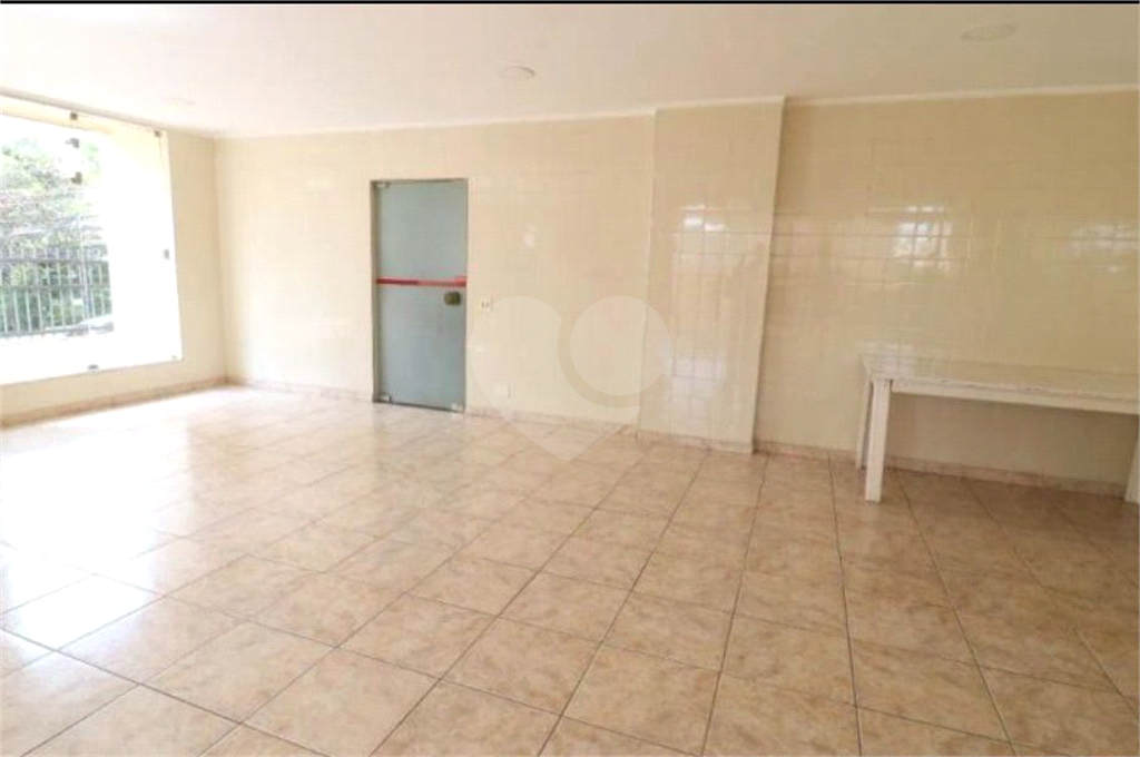 APARTAMENTO em SANTANA