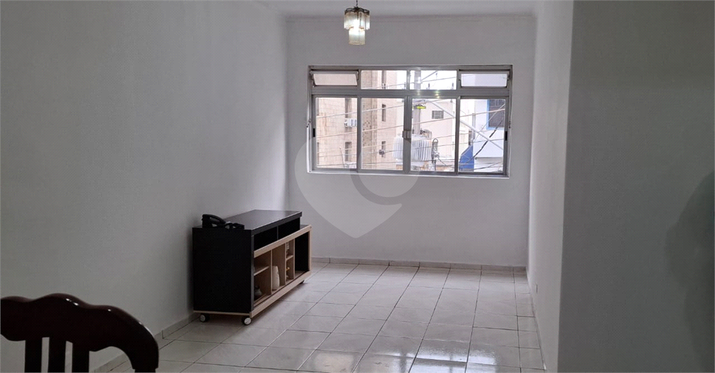 APARTAMENTO em SANTANA