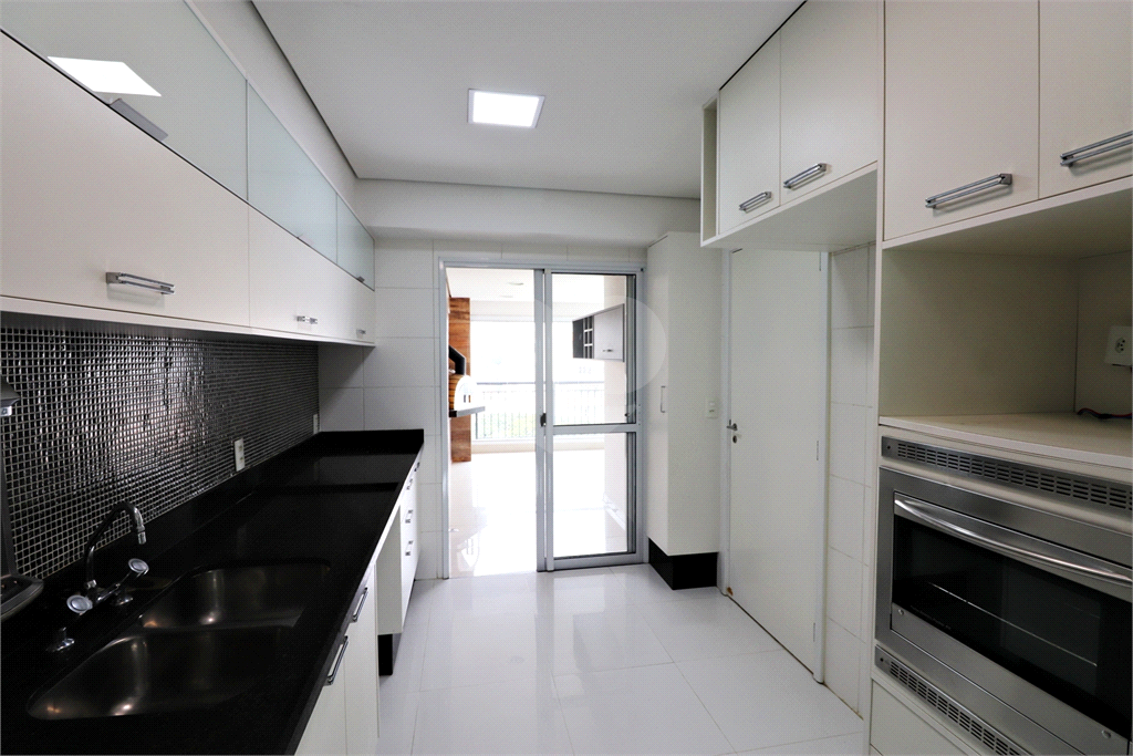 Apartamento à venda com 4 quartos, 190m² - Foto 16