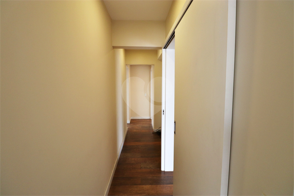 Apartamento à venda com 4 quartos, 190m² - Foto 22