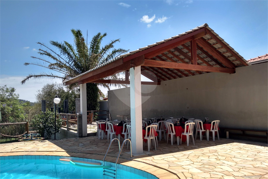 Chácara à venda e aluguel com 7 quartos, 1000m² - Foto 13