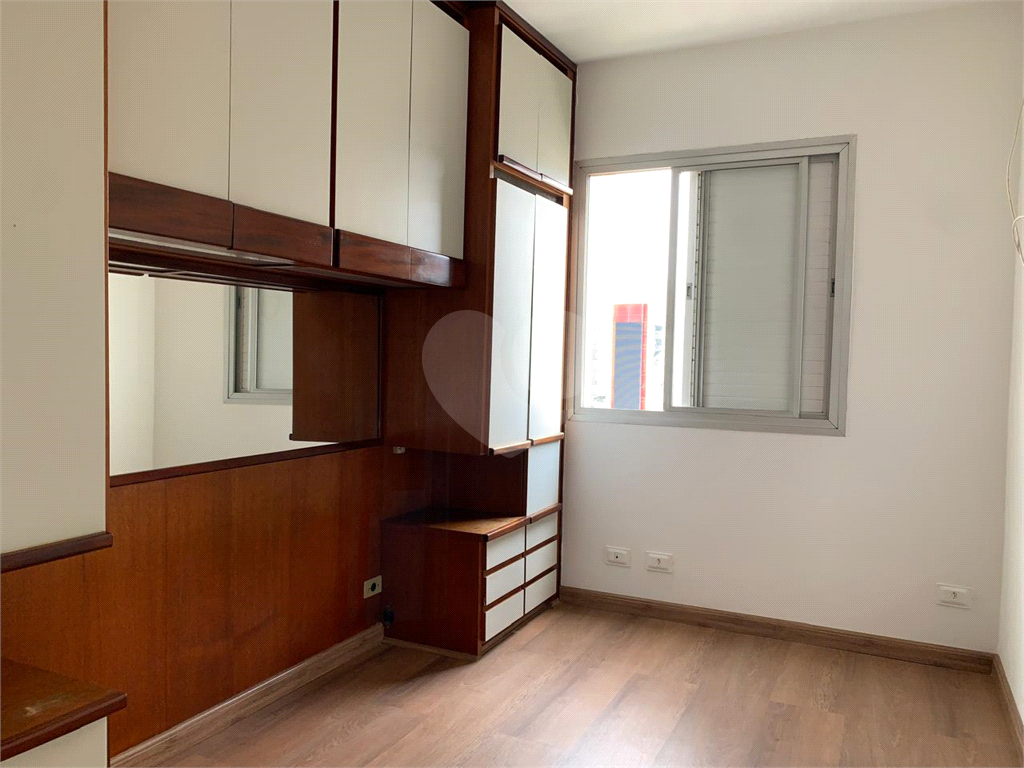 Apartamento à venda com 2 quartos, 58m² - Foto 12