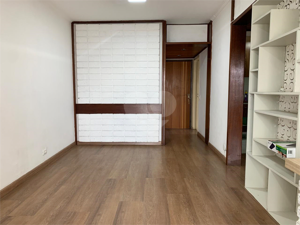 Apartamento à venda com 2 quartos, 58m² - Foto 1