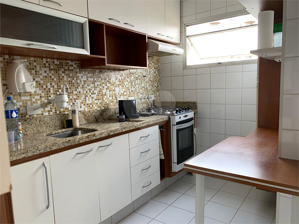 Apartamento à venda com 2 quartos, 58m² - Foto 15