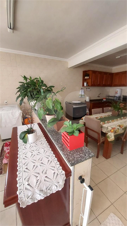 Casa à venda e aluguel com 4 quartos, 300m² - Foto 38