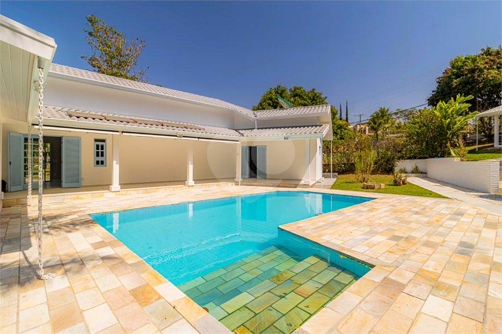 Casa à venda e aluguel com 4 quartos, 300m² - Foto 1