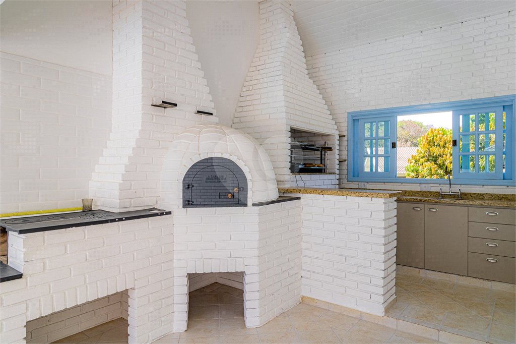 Casa à venda e aluguel com 4 quartos, 300m² - Foto 17