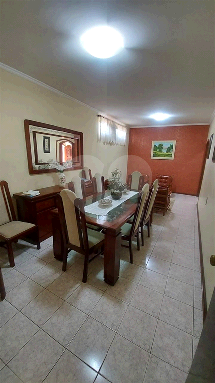 Casa à venda e aluguel com 4 quartos, 300m² - Foto 36