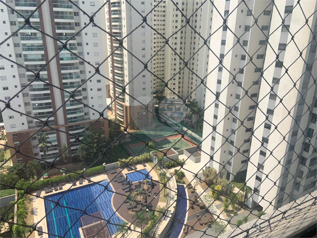 APARTAMENTO em VILA LEOPOLDINA