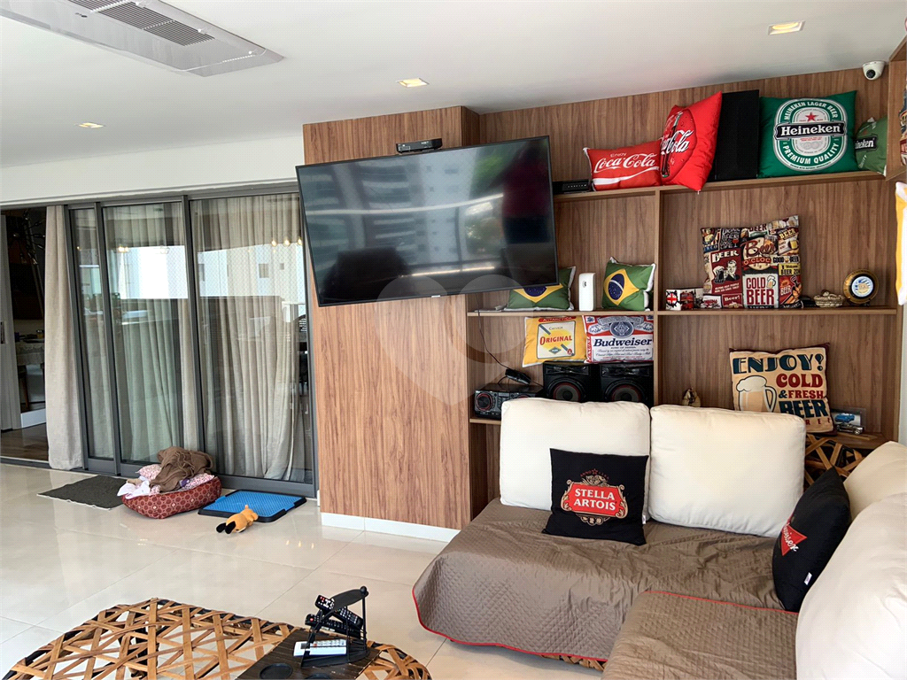 APARTAMENTO em VILA LEOPOLDINA