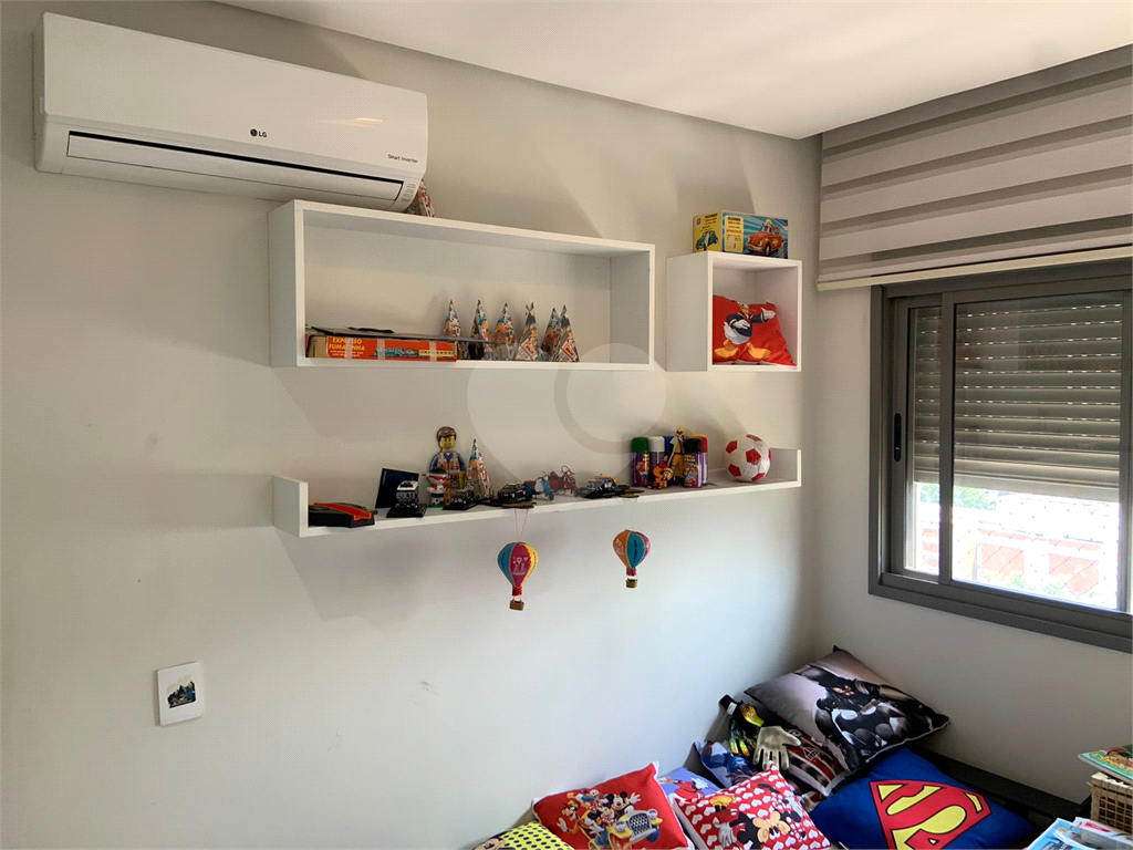 APARTAMENTO em VILA LEOPOLDINA