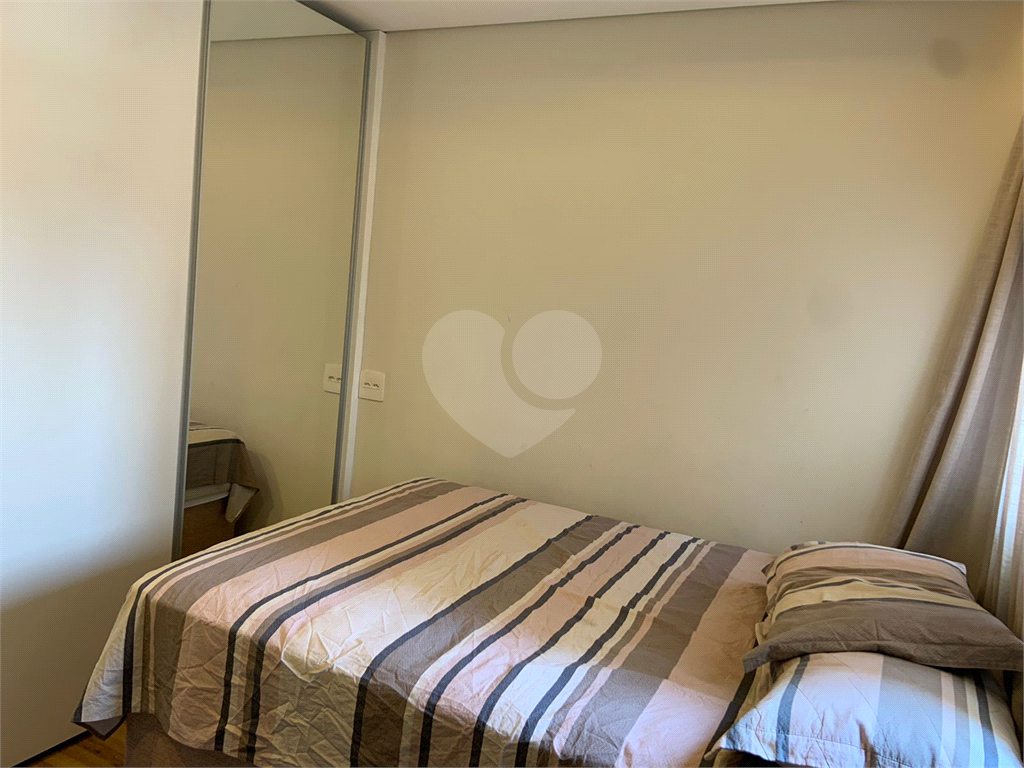 APARTAMENTO em VILA LEOPOLDINA