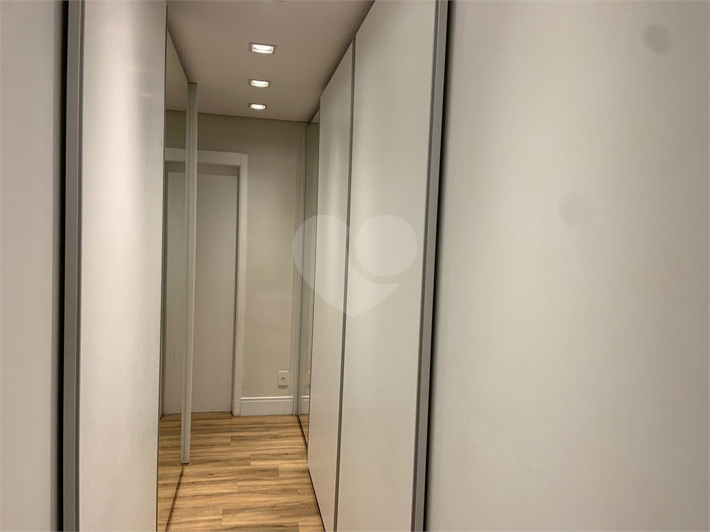 APARTAMENTO em VILA LEOPOLDINA