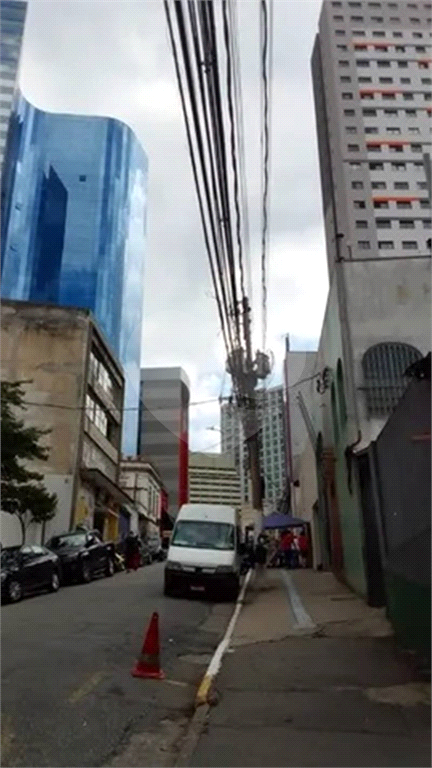Apartamento na Liberdade para venda