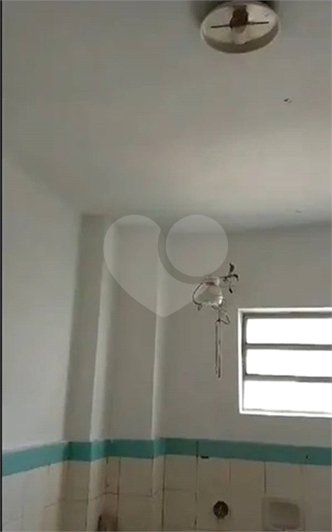 Apartamento na Liberdade para venda