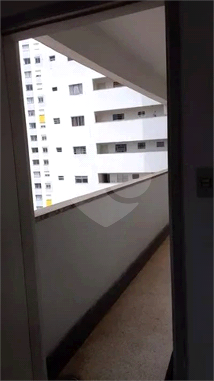 Apartamento na Liberdade para venda
