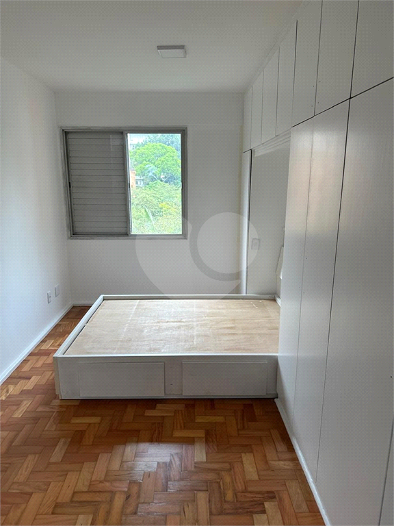 APARTAMENTO em HIGIENÓPOLIS