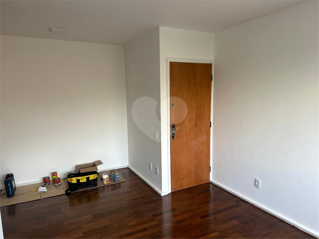 APARTAMENTO em HIGIENÓPOLIS
