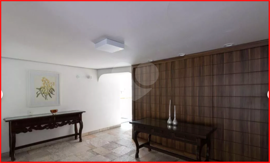 APARTAMENTO em HIGIENÓPOLIS