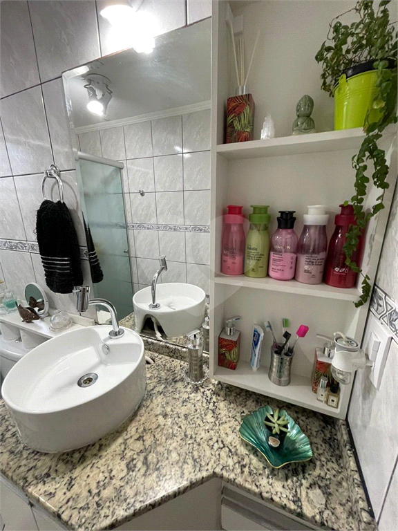 Apartamento à venda com 2 quartos, 63m² - Foto 15