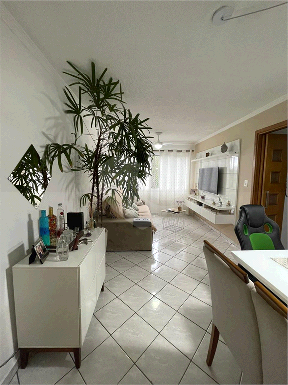 Apartamento à venda com 2 quartos, 63m² - Foto 5