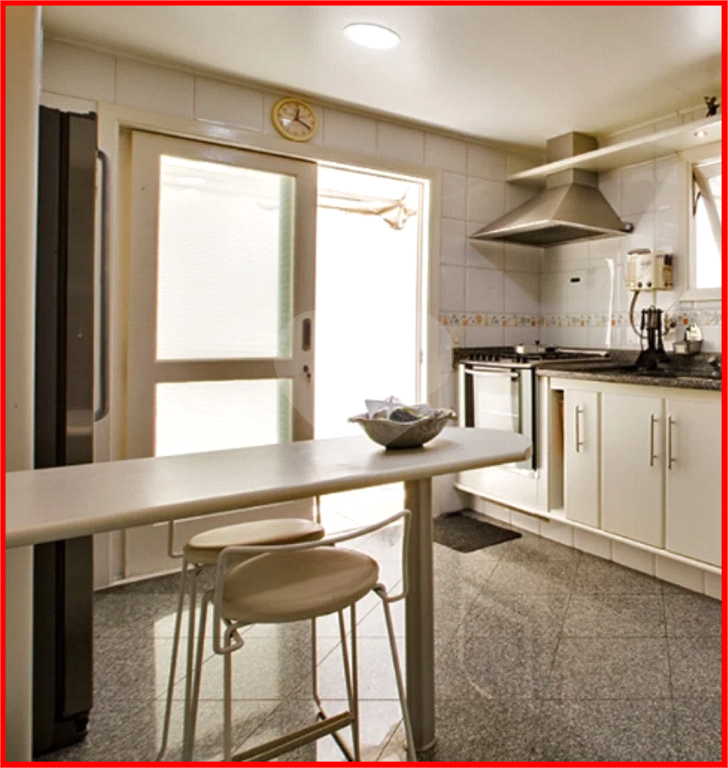 Casa em condomínio 4 suítes no Brooklin Velho 