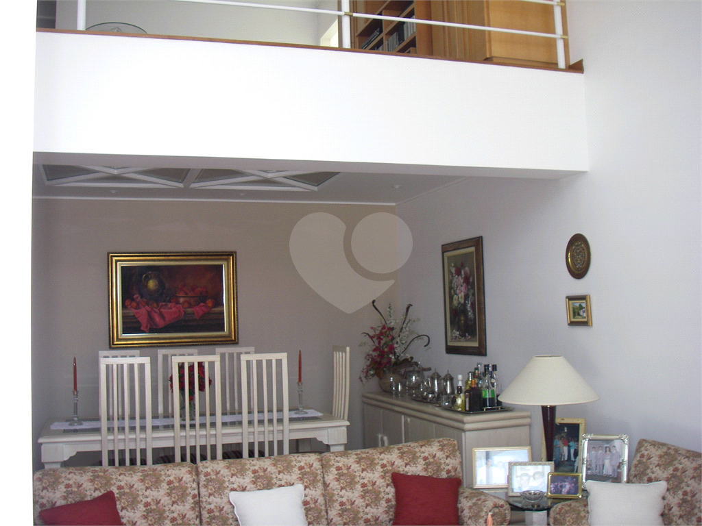 Casa em condomínio 4 suítes no Brooklin Velho 