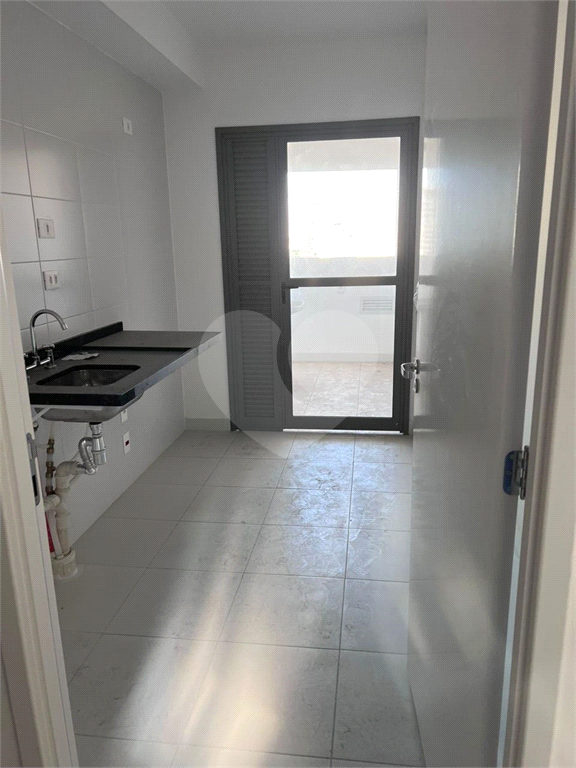 APARTAMENTO em SÃO JOÃO CLÍMACO